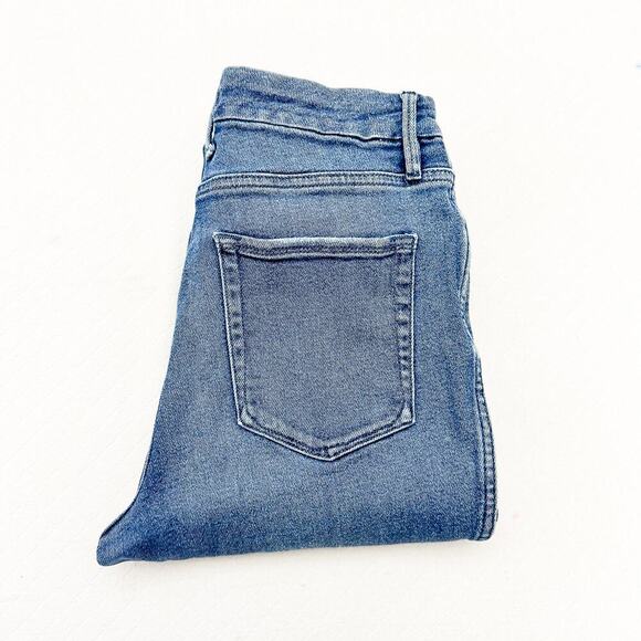 Good American Good Curve Distressed Denim Jeans Flare Size 8 / 29 - Picture 1 of 8